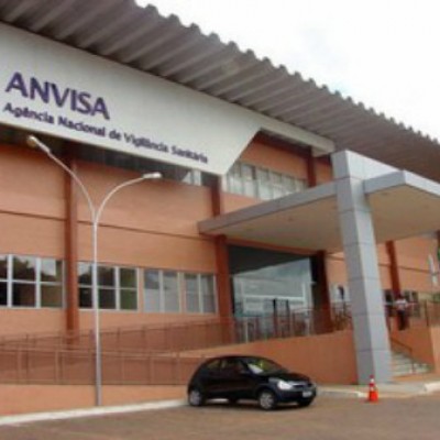 Anvisa aprova pela primeira vez registro de remédio à base de maconha