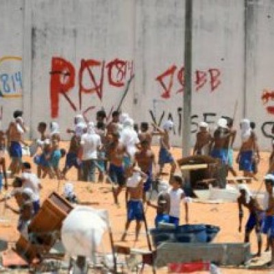 Apesar de muro em Alcaçuz, PM descarta retomada de controle em presídio