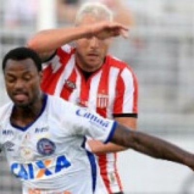 Bahia perde para Estudiantes em adeus aos EUA