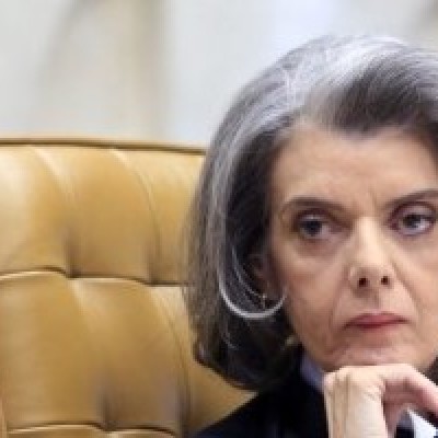 Dificuldade do Brasil é cumprir as leis que temos, diz Cármen Lúcia