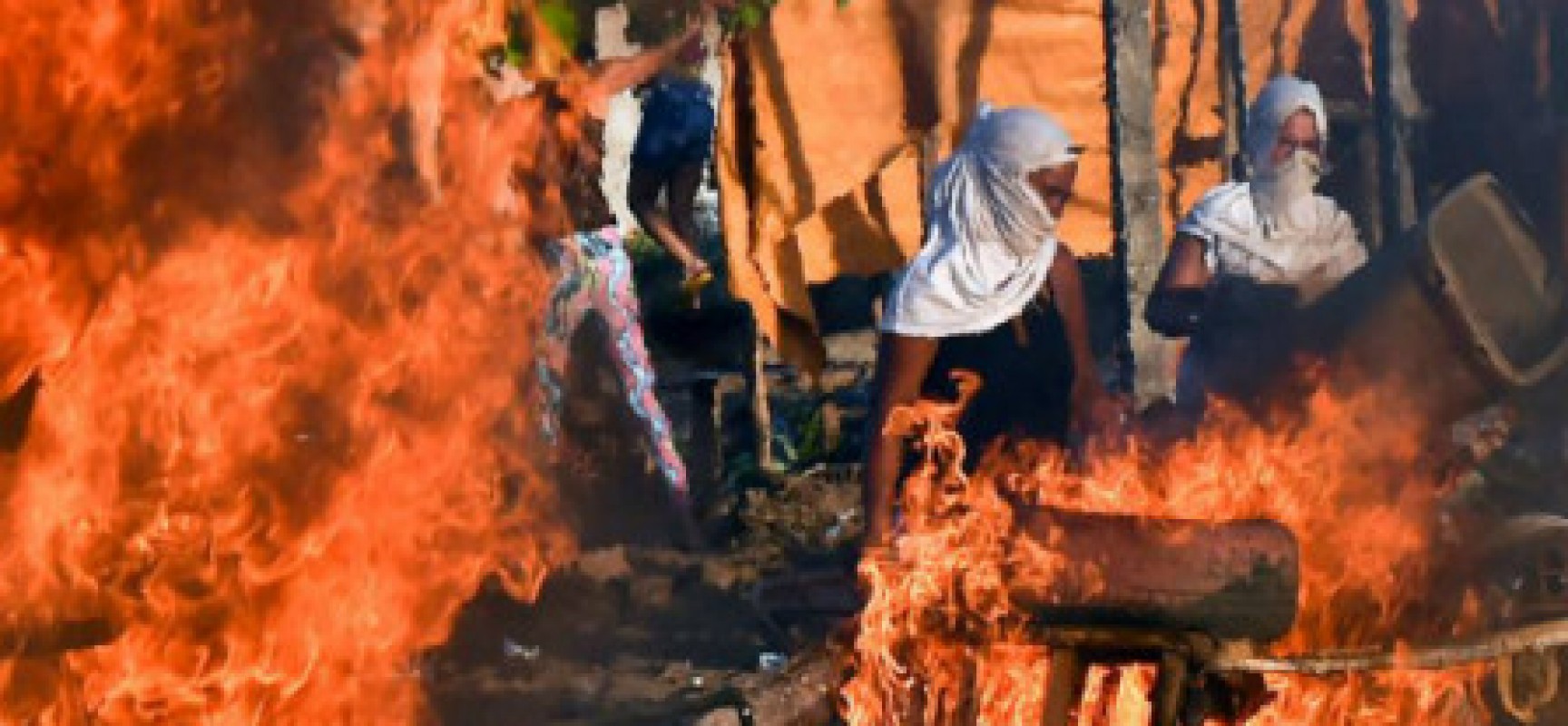 Ônibus são atacados após transferência de presos da penitenciária Alcaçuz
