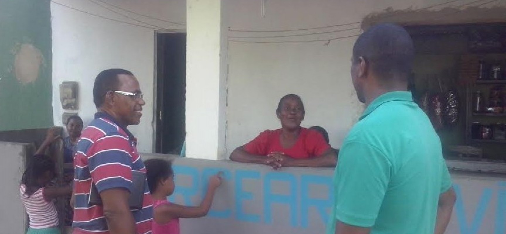 Pastor Matos realiza visita em distrito de Ilhéus
