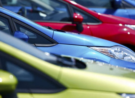 Venda de veículos no país cai 20% e volta ao patamar de 2007
