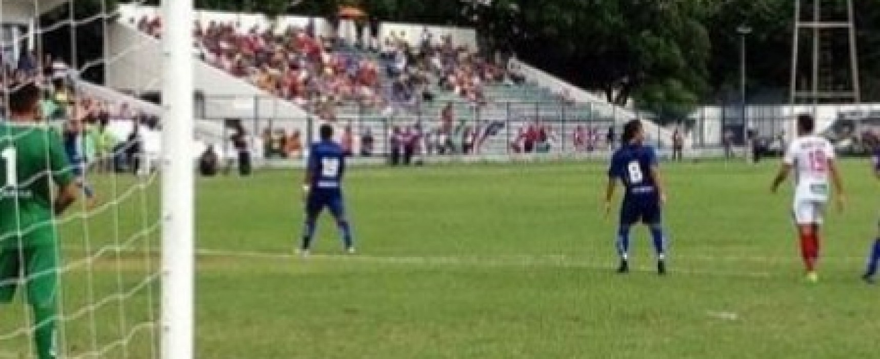 Bahia não sai do 0 a 0 com Altos-PI, mas segue líder na Copa do Nordeste