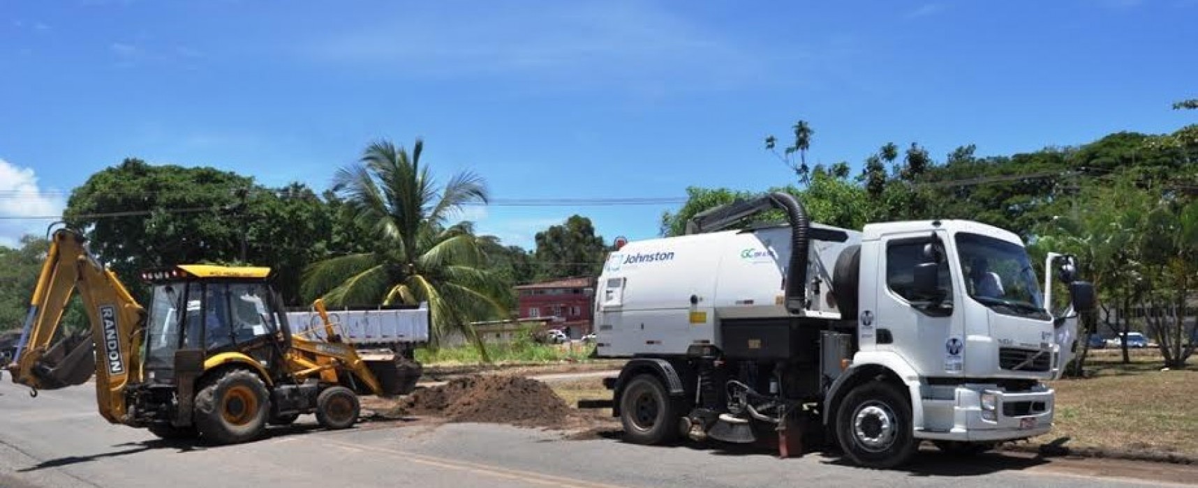 Ilhéus utiliza moderna máquina de varrição na Operação Cidade Limpa