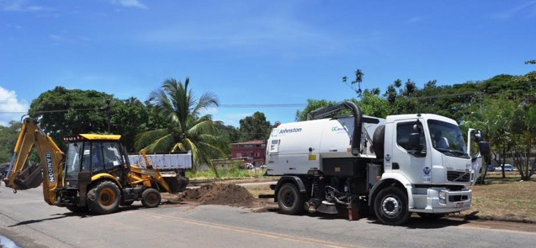 Ilhéus utiliza moderna máquina de varrição na Operação Cidade Limpa