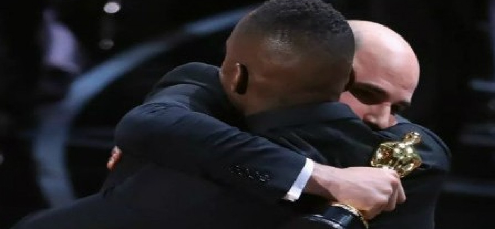 “Moonlight” leva Oscar de melhor filme após erro histórico