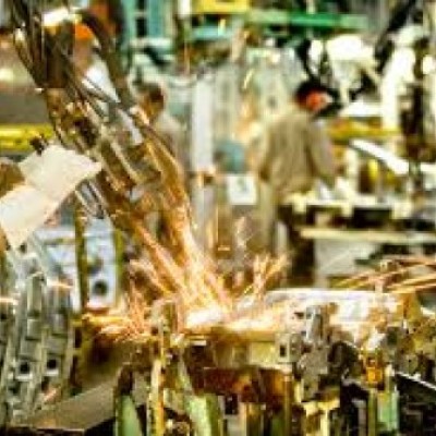 Produção industrial tem queda de 6,6% em 2016