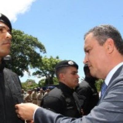 Rui anuncia projeto de modernização de promoções para policiais