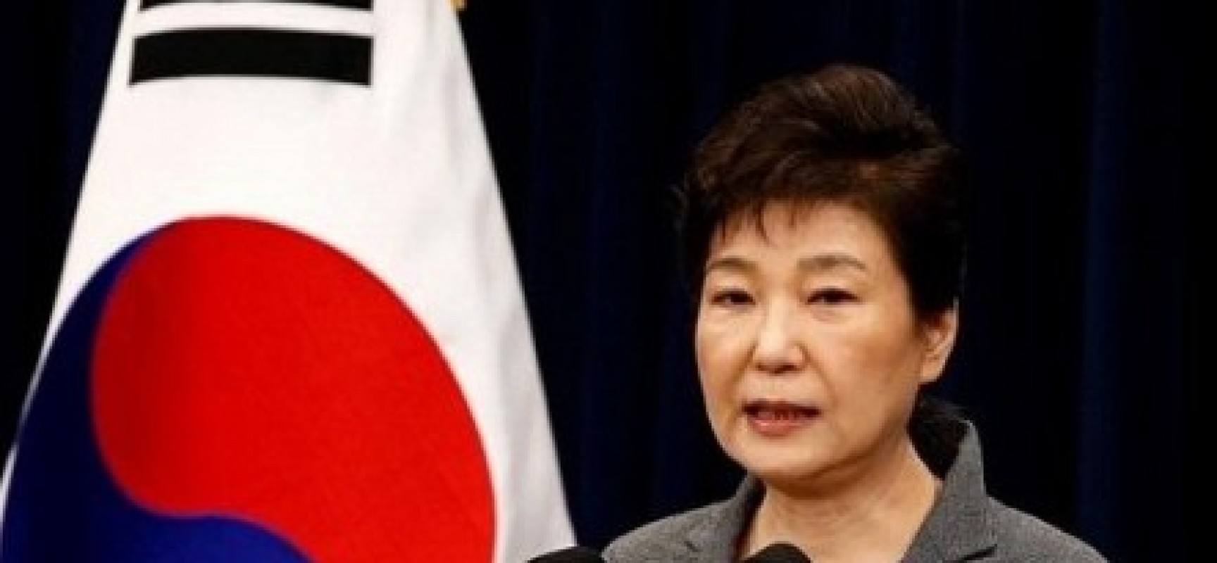 Acusada de corrupção, ex-presidente da Coreia do Sul passa primeiro dia presa