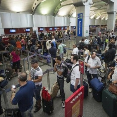 Concessão de 12 aeroportos será leiloada sexta-feira em São Paulo