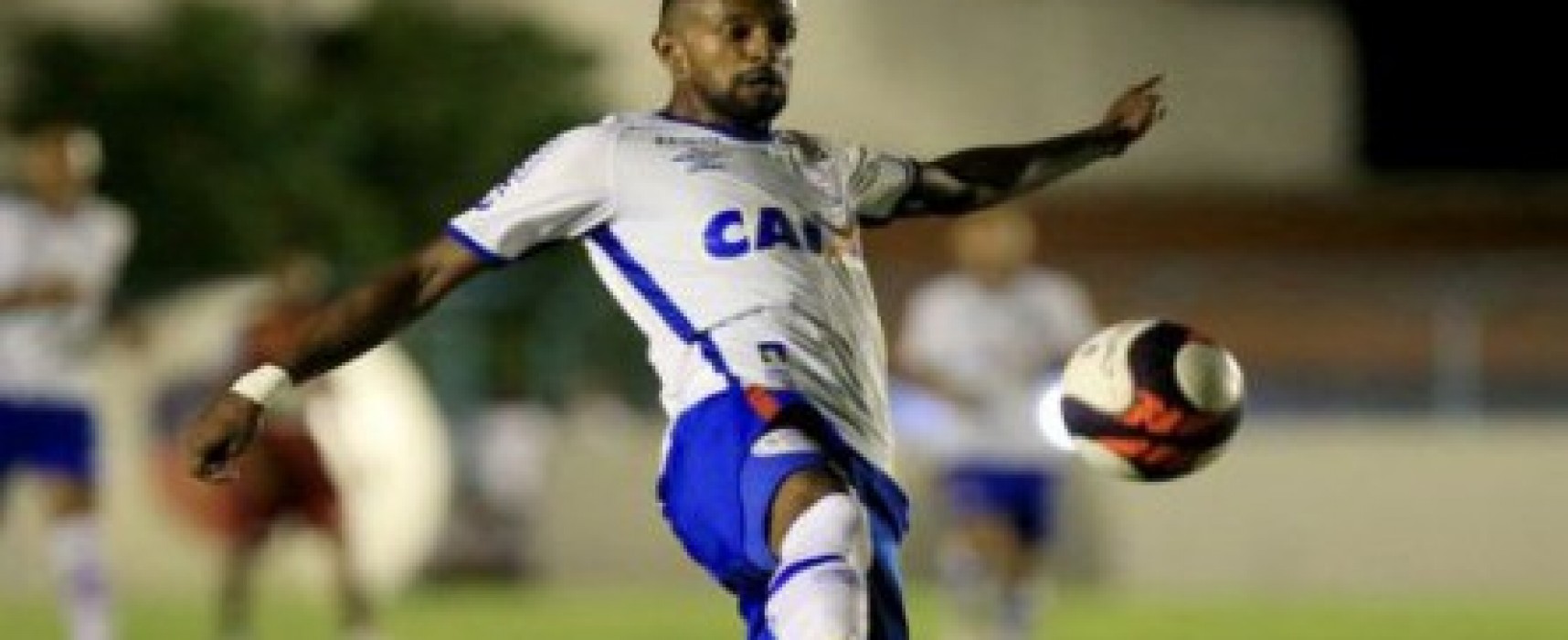 Bahia empata com o Flamengo e semifinais do Baiano pode ter BaVi