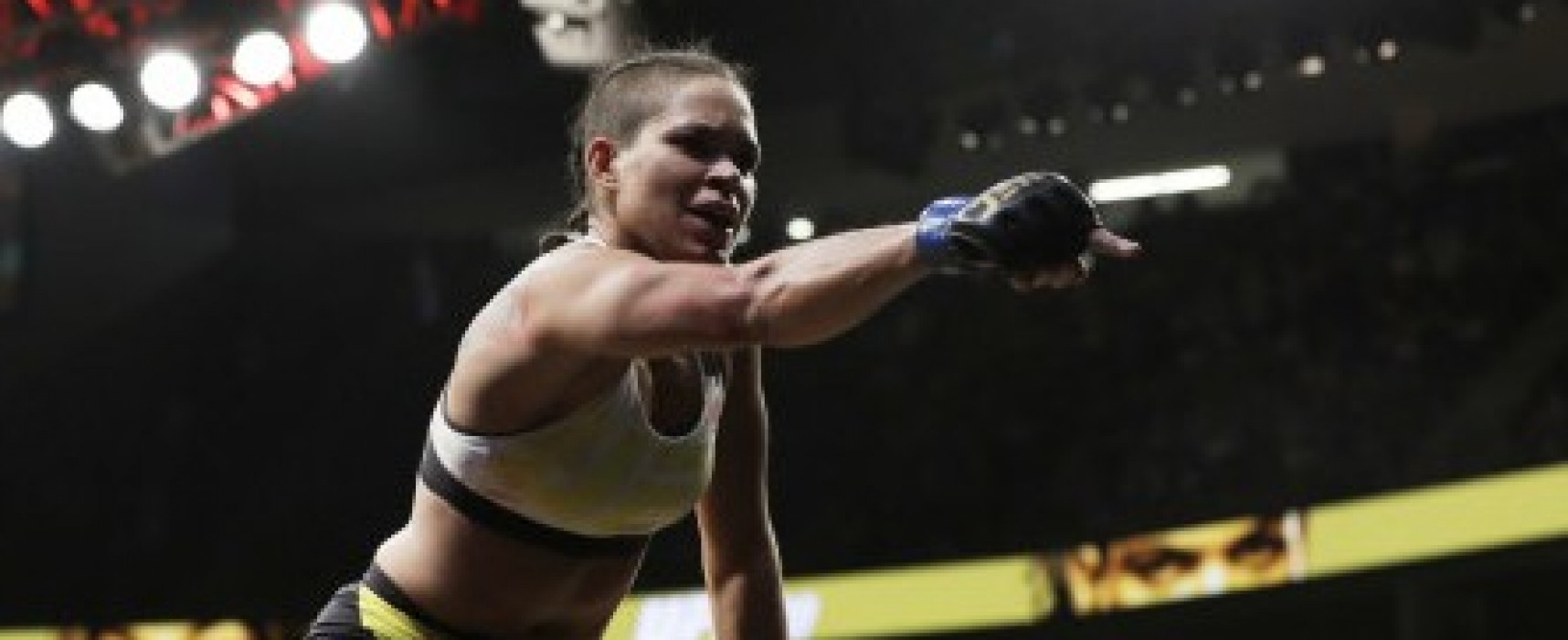 Baiana Amanda Nunes é eleita melhor lutadora de MMA do mundo