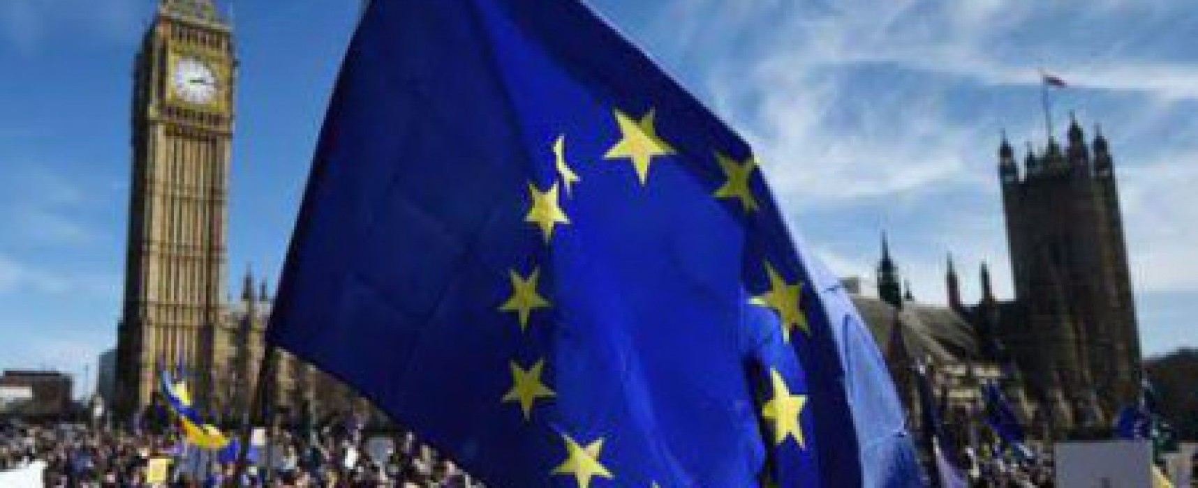 Britânicos vão as ruas para pedir volta do Reino Unido a União Européia
