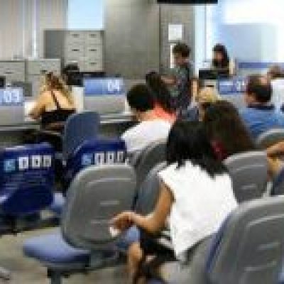 Caixa libera R$ 3,8 bilhões no 1º dia de saques de contas inativas do FGTS