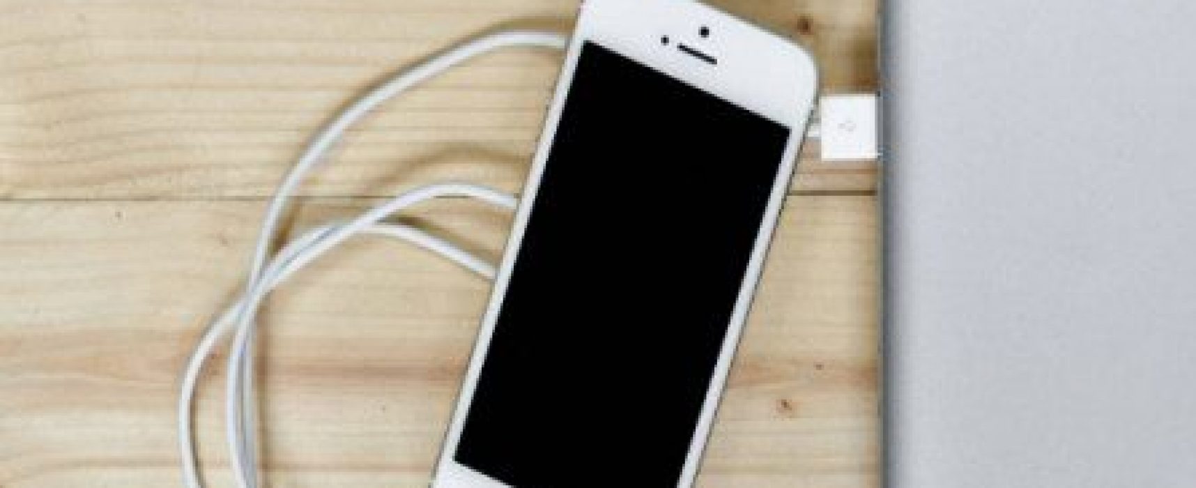 Como carregar corretamente a bateria do celular: mitos e lendas