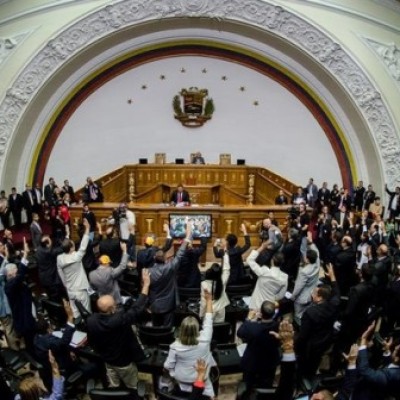 Tribunal venezuelano destitui Assembleia Nacional e oposição fala em golpe de estado