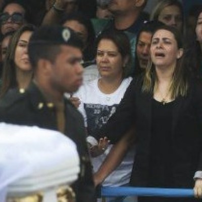 Viúvas de atletas processam Chapecoense por direitos trabalhistas