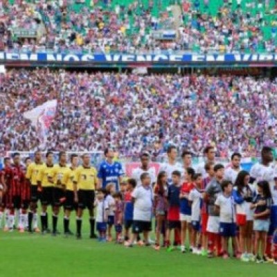 Com torcida mista, Bahia inicia venda de ingressos para Ba-Vi na Fonte
