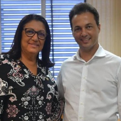 DEPUTADA ÂNGELA SOUSA RECEBE PASTOR-PRESIDENTE DA ASSEMBLEIA DE DEUS EM ILHÉUS