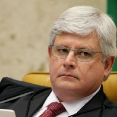 Janot diz ao STF que não pode investigar Temer por delação de Sérgio Machado