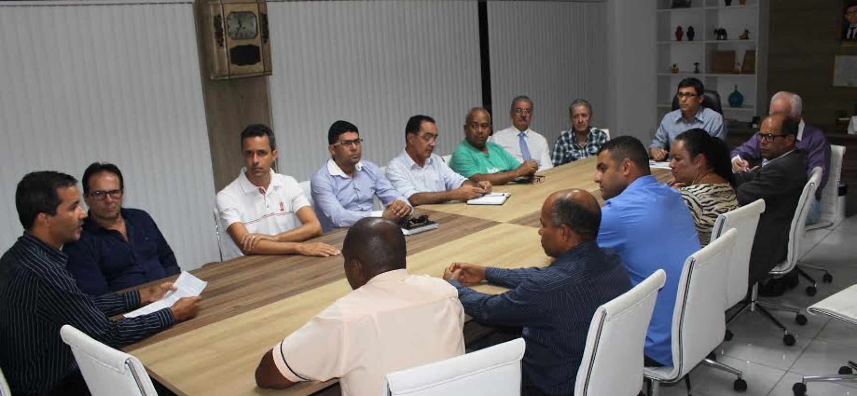 Juceb de Itabuna orienta contadores e empresários sobre Via Única