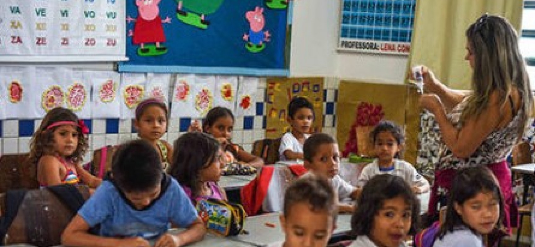 MEC propõe currículo nacional com criança alfabetizada aos 7 anos