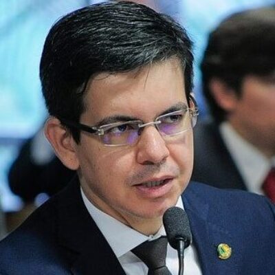 Randolfe apresentará seu voto sobre emendas à PEC do Foro Privilegiado