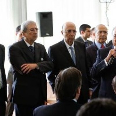 Reforma terá idade mínima de 62 anos para mulher se aposentar