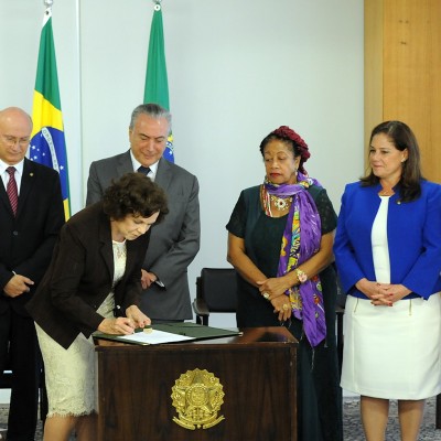 Sancionadas quatro leis favoráveis aos direitos da mulher