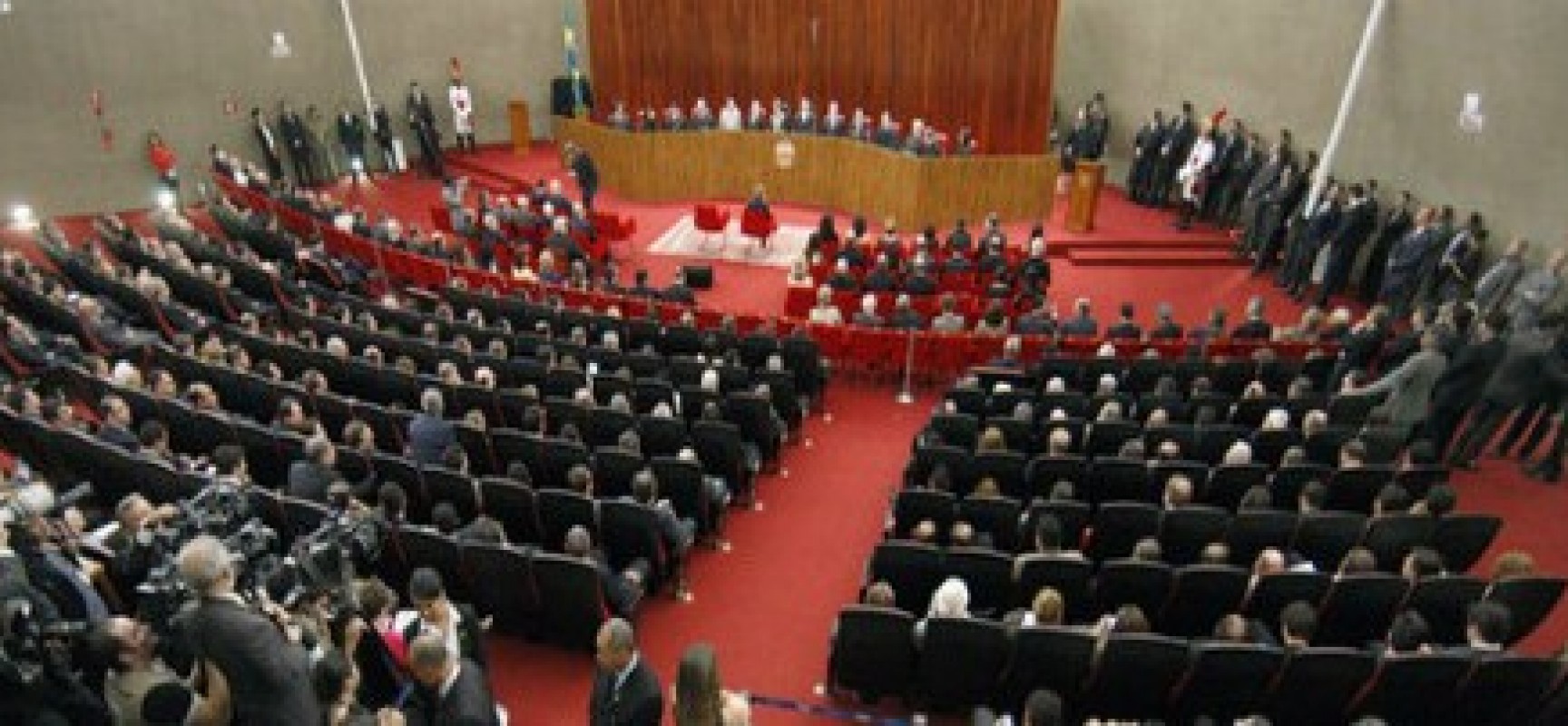 TSE monta megaestrutura para julgamento da chapa Dilma-Temer