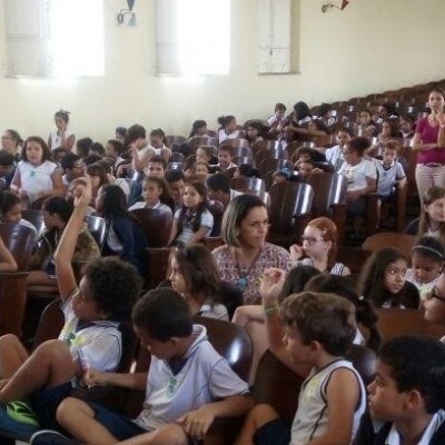 AÇÕES DO MAIO AMARELO MOVIMENTAM ESCOLAS E CENTRO DE ILHÉUS