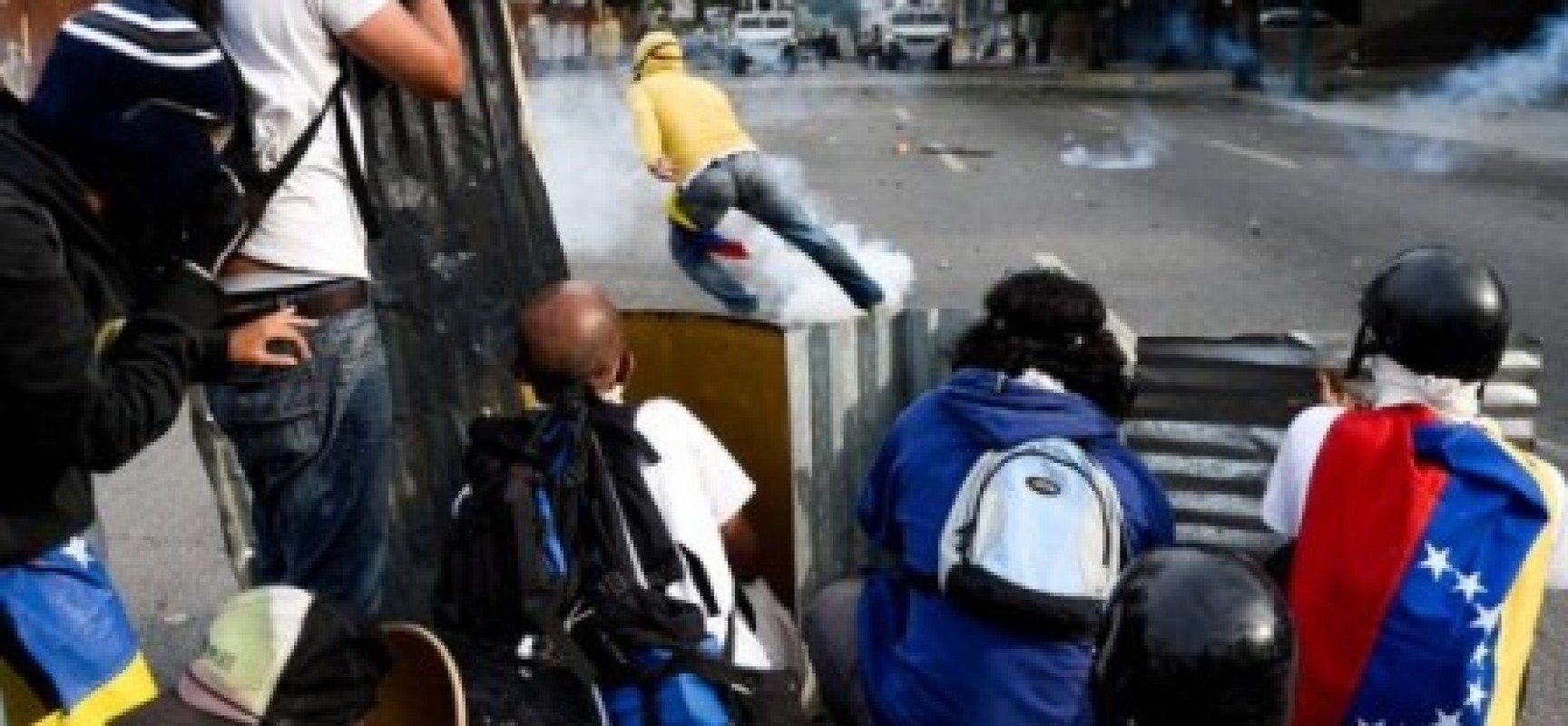 Confronto perto da fronteira da Venezuela com Brasil deixa dois mortos
