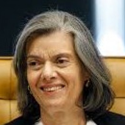 Cármen Lúcia suspende MP que adiava repasses para a cultura