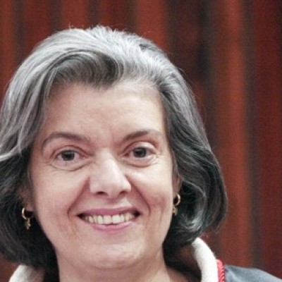 CCJ aprova proposta que estabelece prazo para indicação de ministros do STF