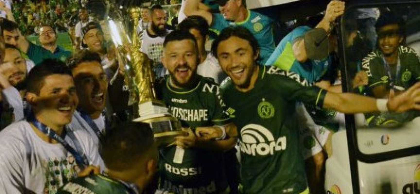 Chape conquista primeiro título após tragédia