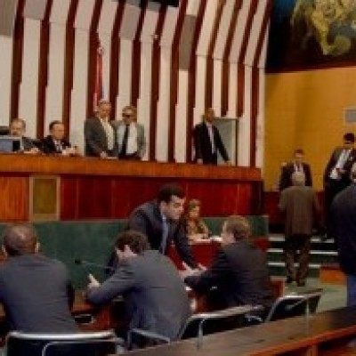 Cinco partidos estão sem respaldo para funcionar na Bahia