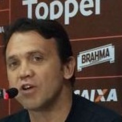 Contrato de Petkovic com o Vitória é publicado no BID