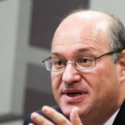 País tem “amortecedores robustos” para momentos de crise, diz presidente do BC
