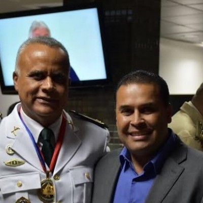 Prefeito de Ibicaraí participa da entrega da medalha Dois de Julho ao Coronel Anselmo Brandão