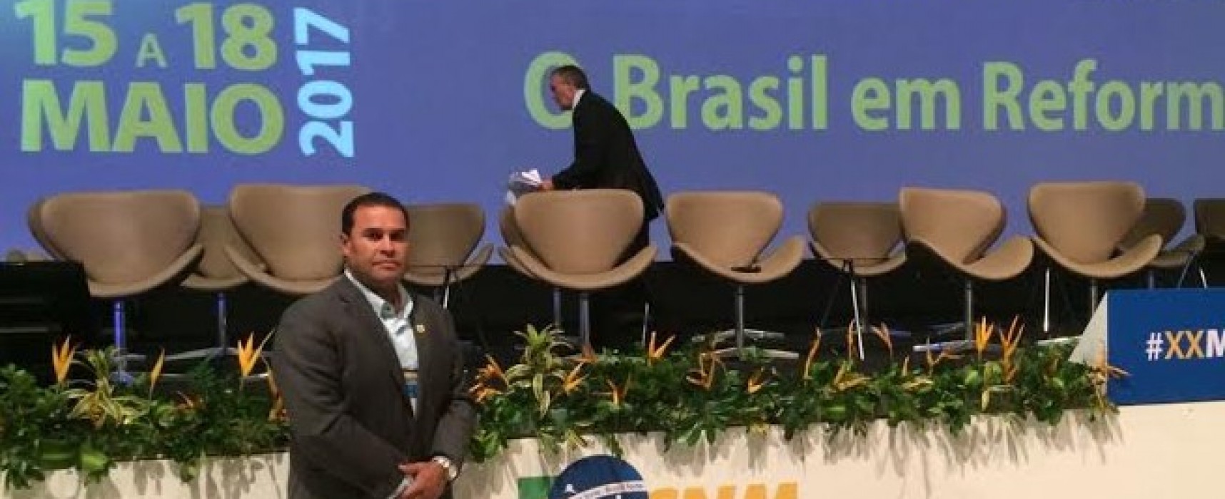 Prefeito de Ibicaraí participa da Marcha dos Prefeitos em Brasília