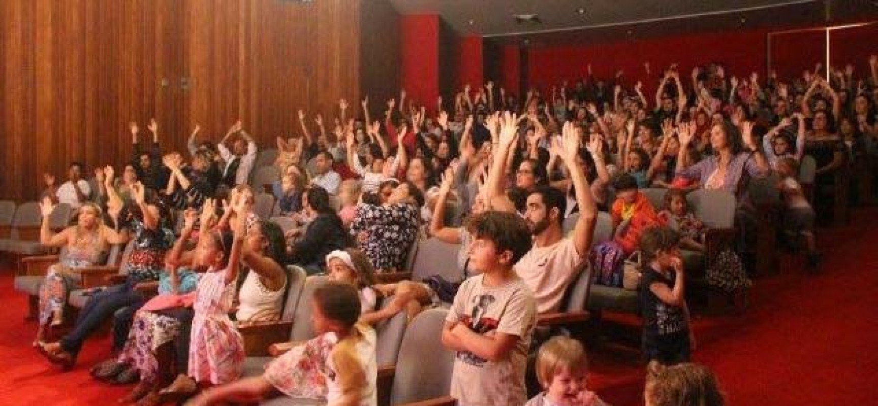 Público do Teatro Municipal de Ilhéus já ultrapassou 10 mil pessoas este ano