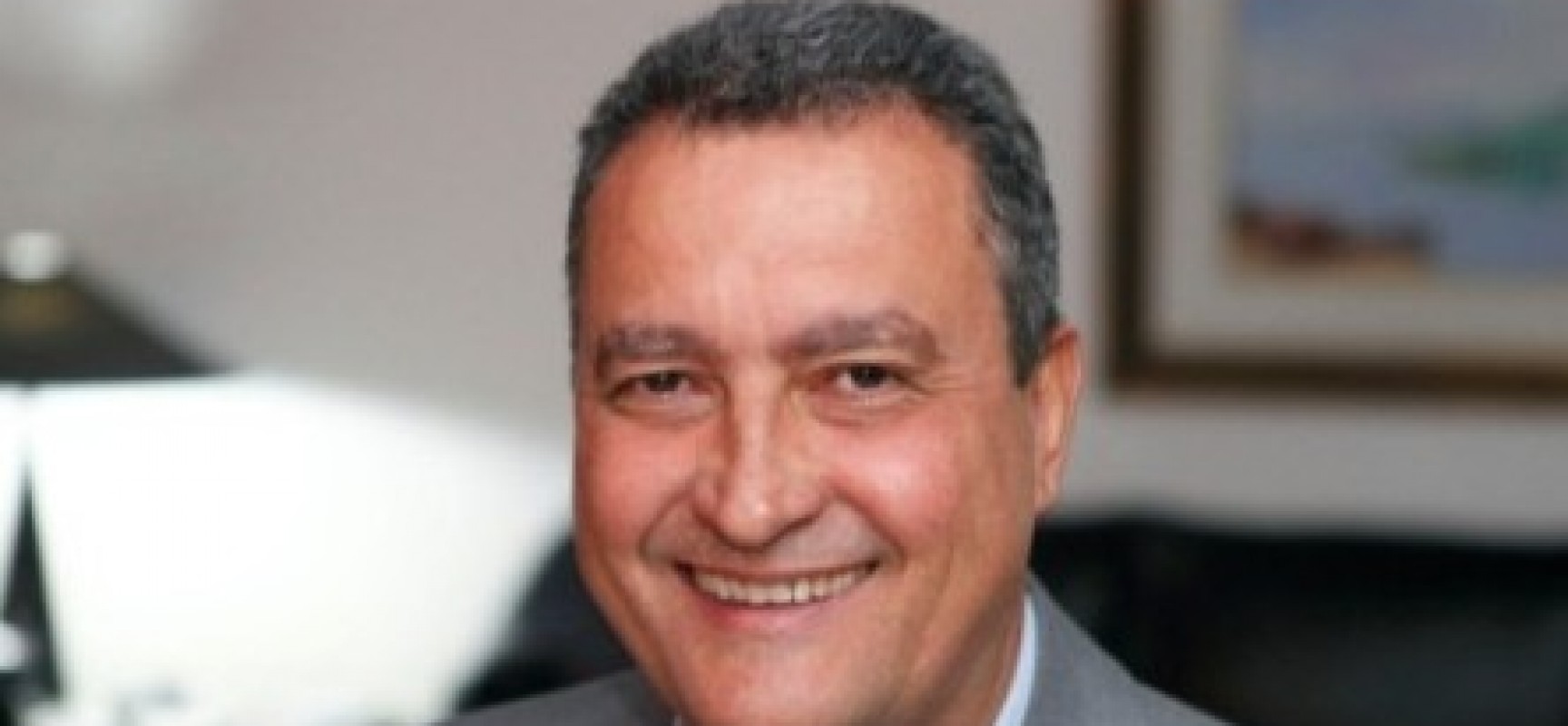 Rui anuncia licitação do VLT: “vai transformar mobilidade do Subúrbio”