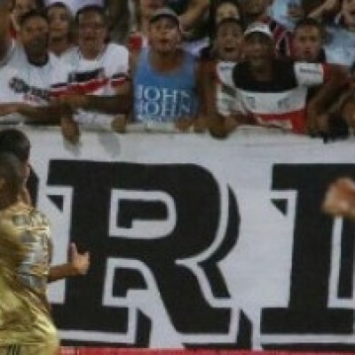 Sport vence o Santa Cruz e faz a final da Copa Nordeste contra o Bahia