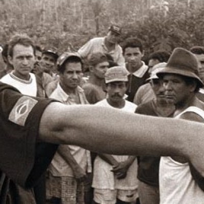 A ESCRAVIDÃO AINDA EXISTE NO BRASIL? Sim. A chamada escravidão moderna. Leia texto na íntegra