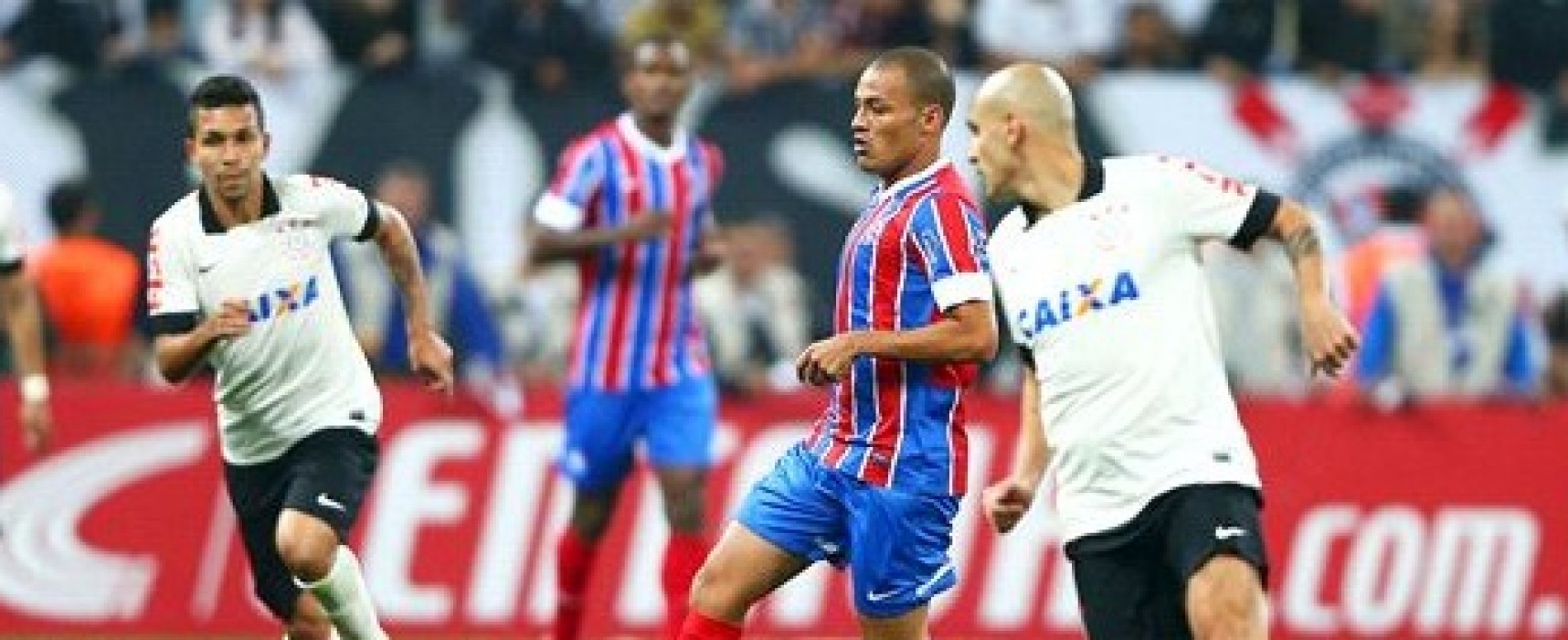 Bahia leva 3 a 0 do Corinthians e vai tentar se recuperar contra o Fla