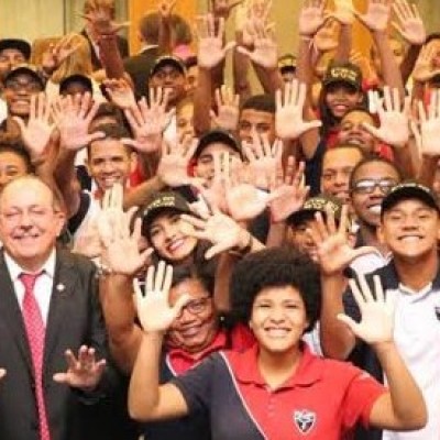 Deputado Arimateia discute reforma do Ensino Médio na ALBA