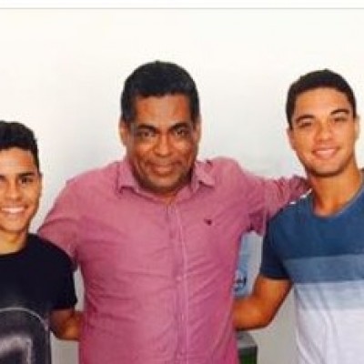 Jogadores do Colo Colo agradecem ao Vereador GIL GOMES (PV) pelo apoio ao Tigrão
