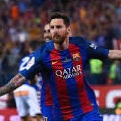 Messi completa 30 anos honrando a mística da camisa 10