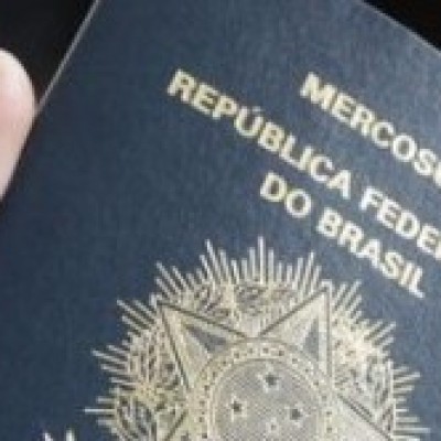 Polícia Federal suspende emissão de passaportes